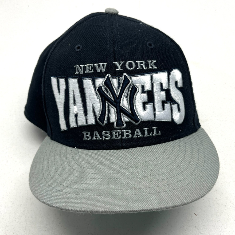 '47 Brand New York Yankees Hat Captain Snapback Navy Blue Grey Brim
